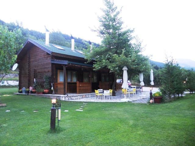 Agroktima Armonia Guest House Karpenisi ภายนอก รูปภาพ