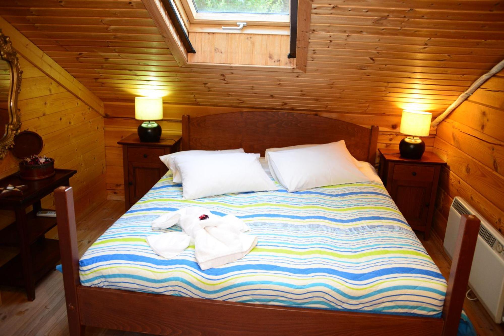 Agroktima Armonia Guest House Karpenisi ภายนอก รูปภาพ