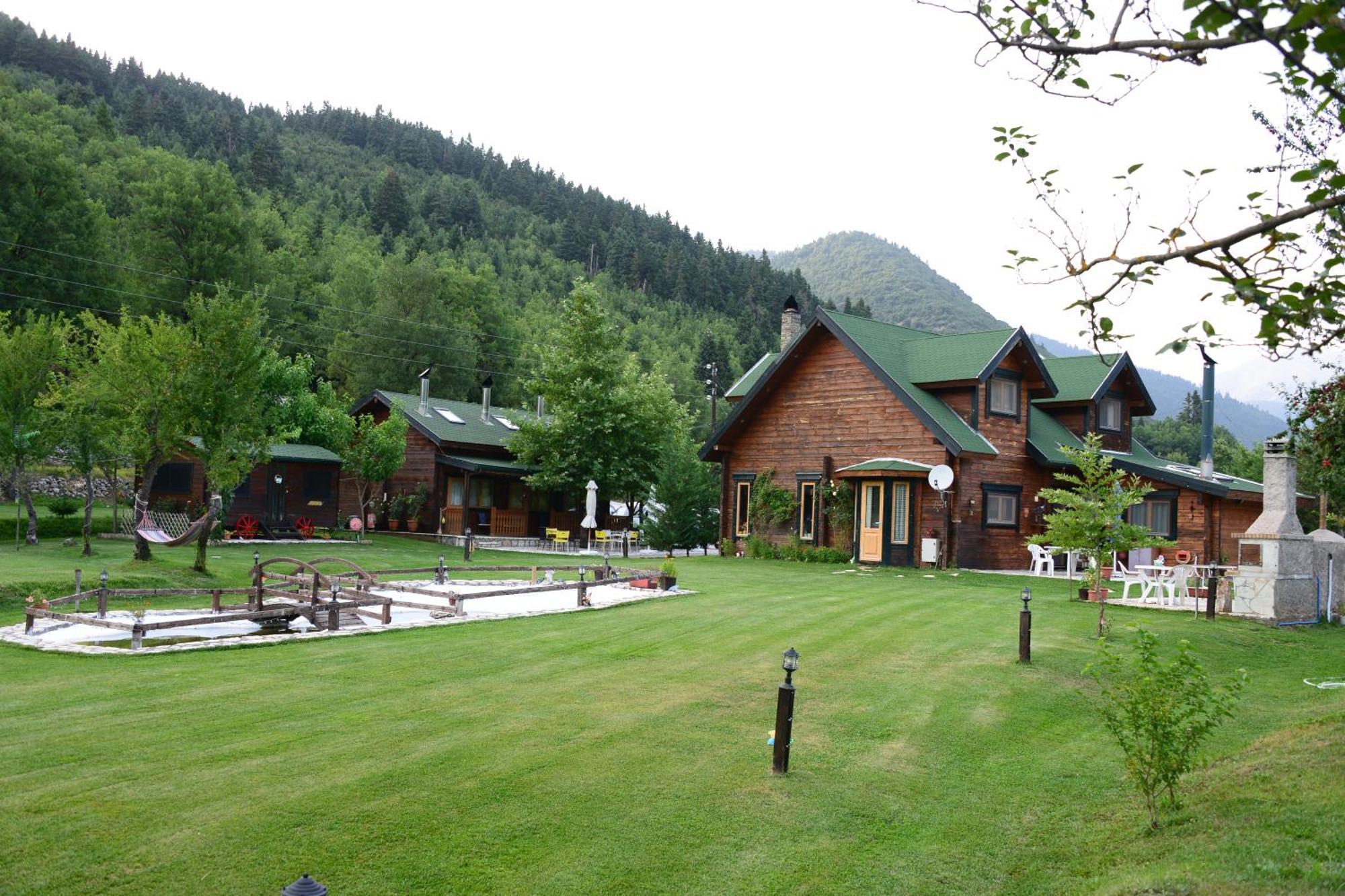 Agroktima Armonia Guest House Karpenisi ภายนอก รูปภาพ
